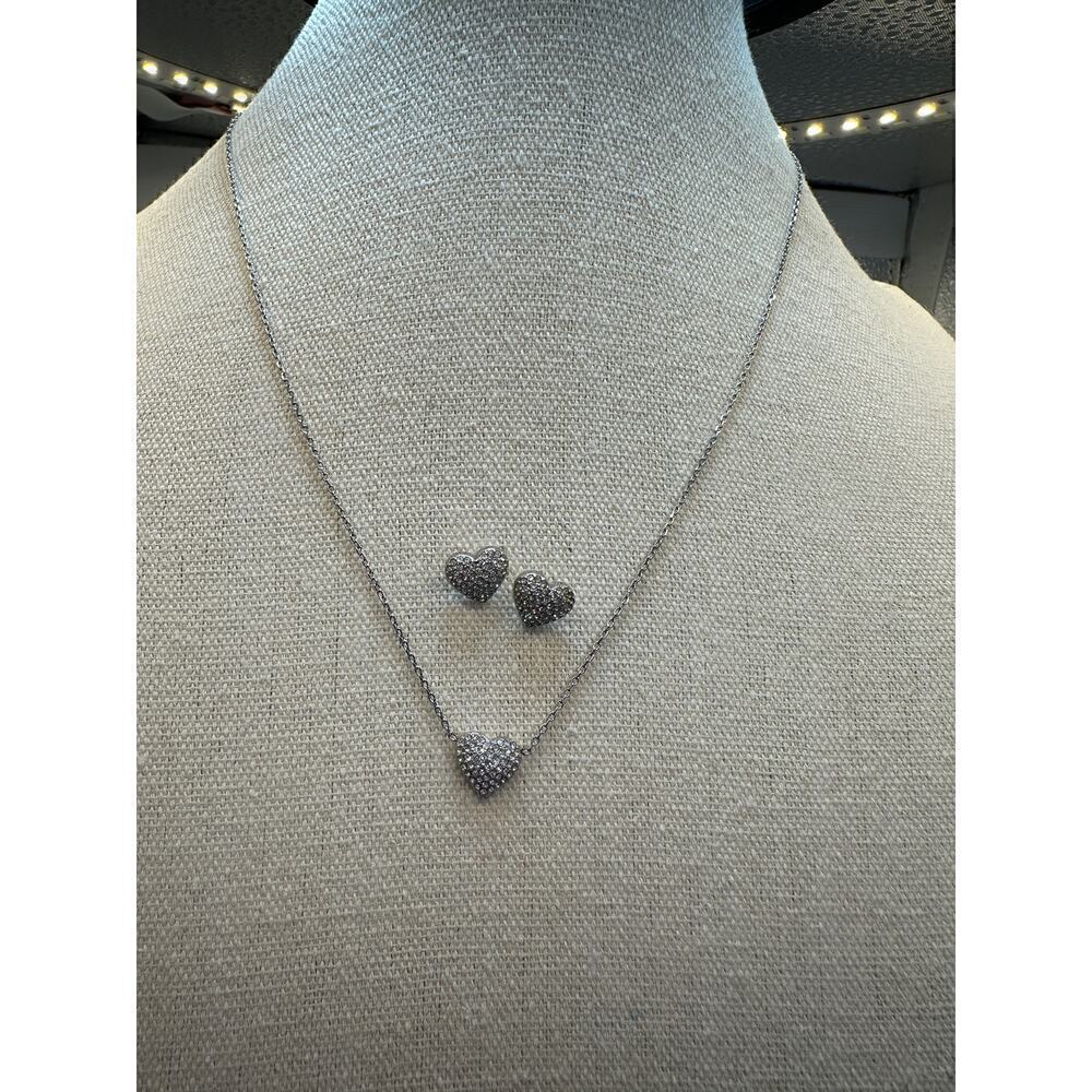 EUC Michael Kors Silver Toned Pave' Heart Neckalce and Earring Set‎